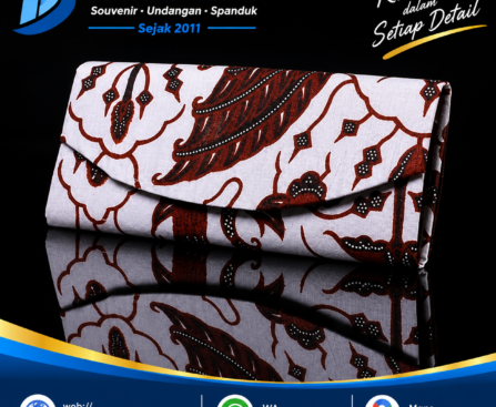souvenir dompet batik besar
